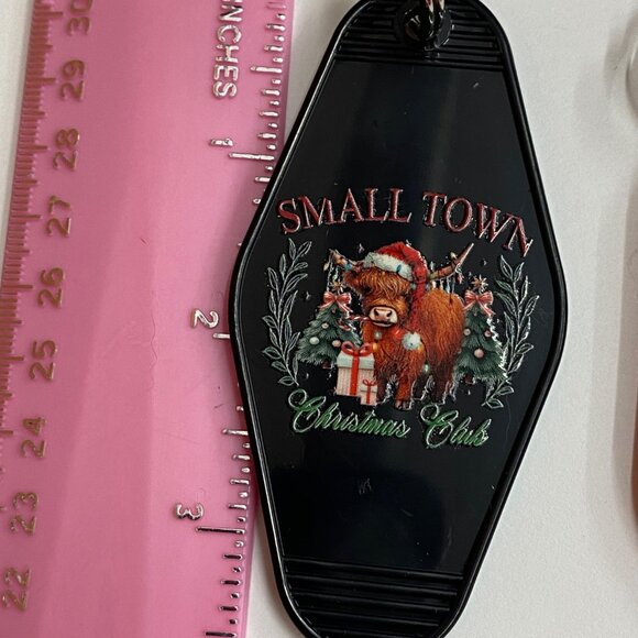 Retro Christmas Motel Keychains Set Of 4 - Picture 6 of 7